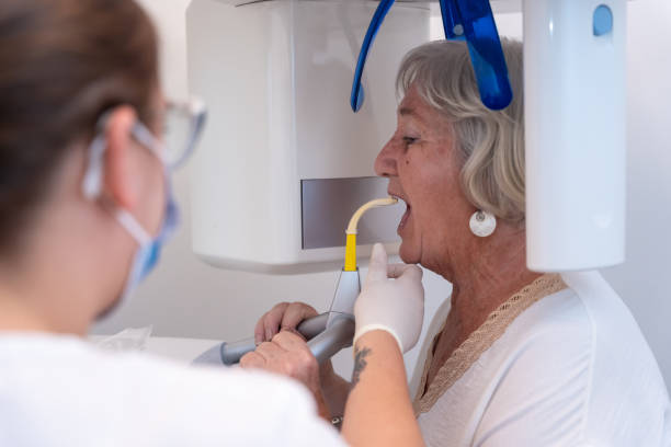 Best Emergency Gum Treatment in Dunthpe, OR